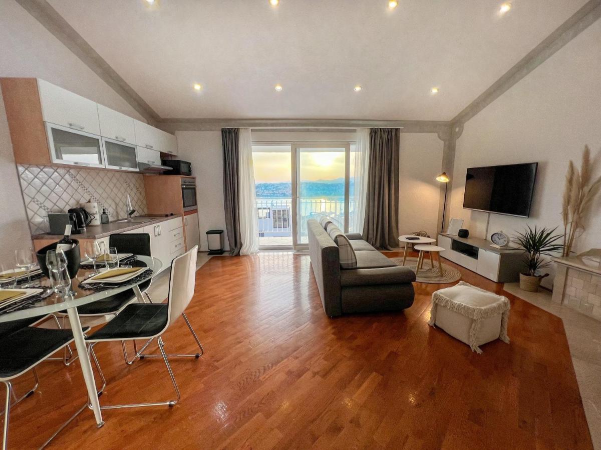 Oskar Apartment Podstrana